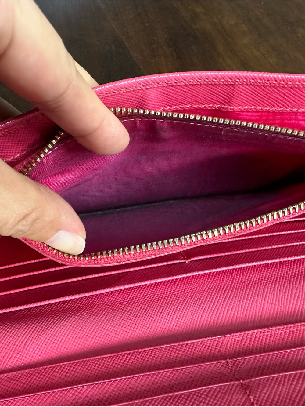Authentic pre-loved Prada Hot Pink Saffiano Leather Continental Wallet - Picture 8 of 16